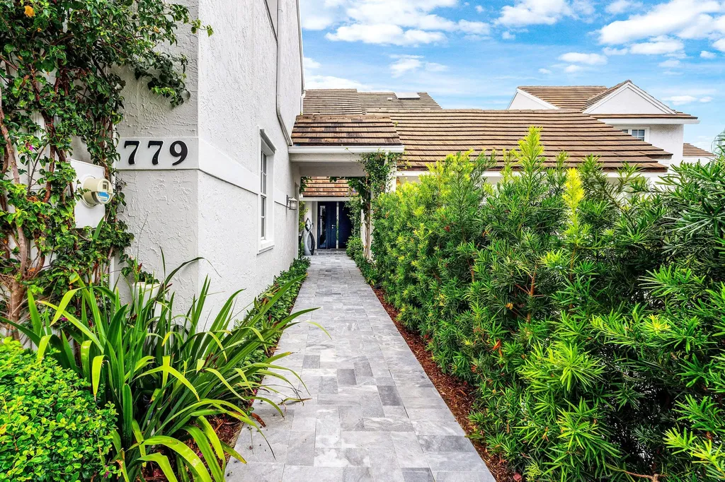 1000 N Us Highway 1 Jupiter FL 33477