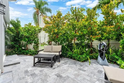1000 N Us Highway 1 Jupiter FL 33477