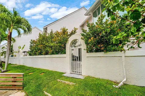 1000 N Us Highway 1 Jupiter FL 33477