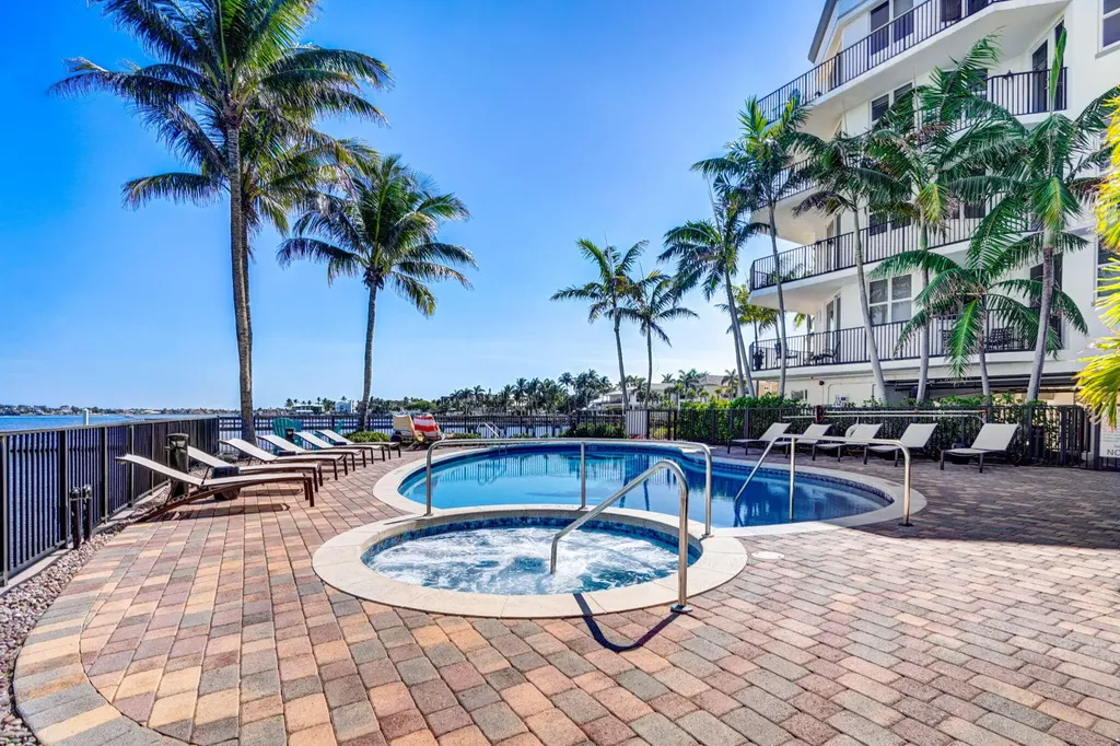 2700 N Federal Highway Boynton Beach FL 33435