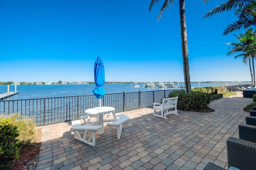 2700 N Federal Highway Boynton Beach FL 33435