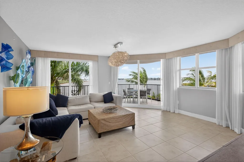 2700 N Federal Highway Boynton Beach FL 33435