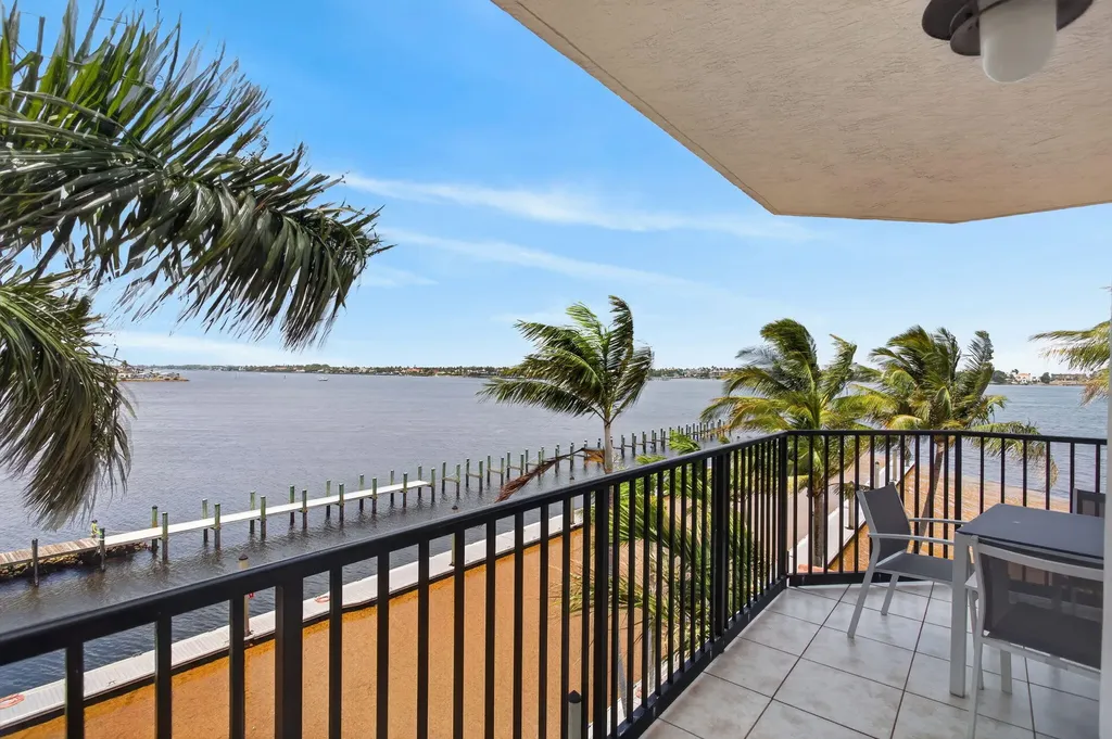 2700 N Federal Highway Boynton Beach FL 33435