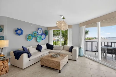 2700 N Federal Highway Boynton Beach FL 33435