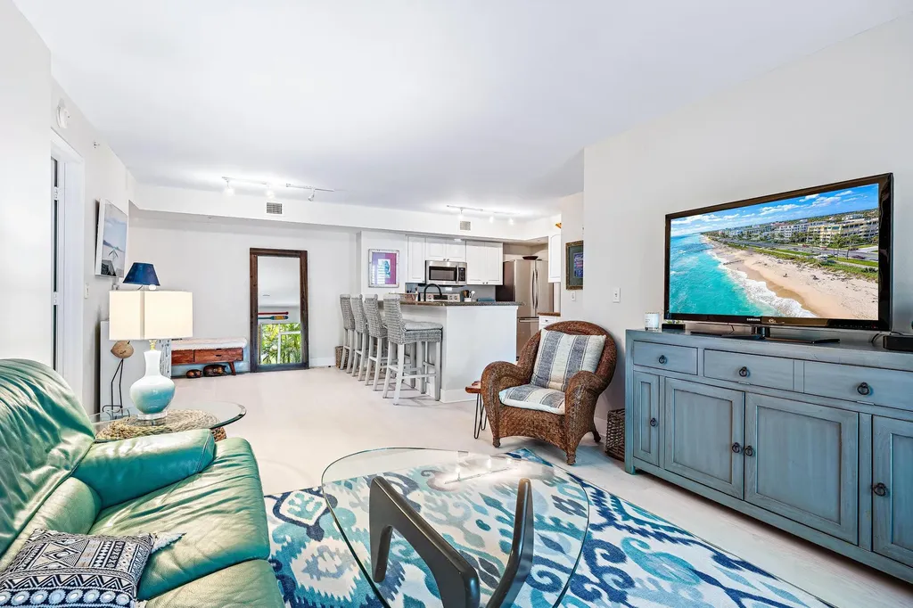 242 Village Boulevard Tequesta FL 33469