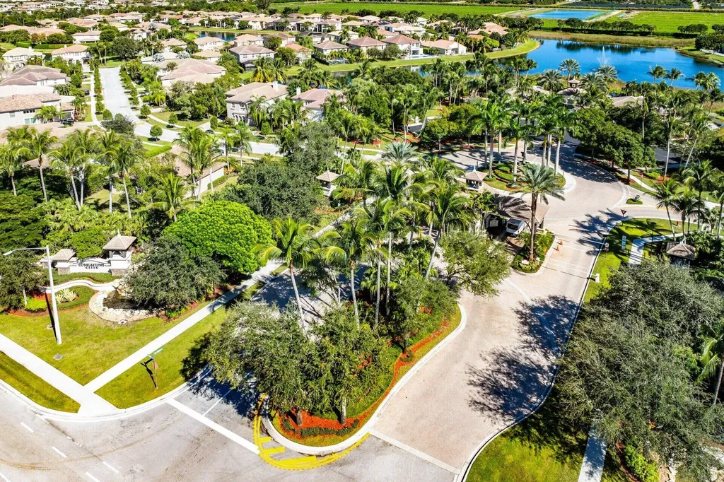 9861 Cobblestone Creek Drive Boynton Beach FL 33472