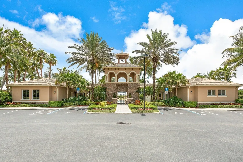 9861 Cobblestone Creek Drive Boynton Beach FL 33472