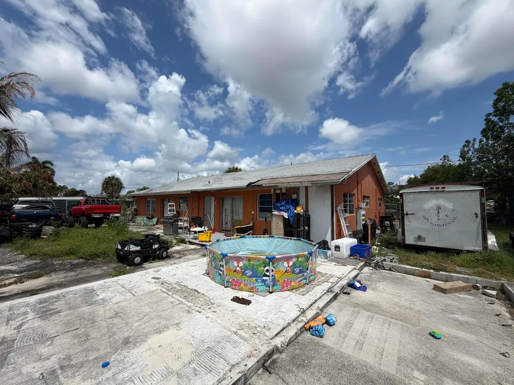 2696 SE Bonita Street Stuart FL 34997