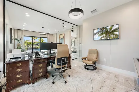 9957 Migration Point Palm Beach Gardens FL 33412