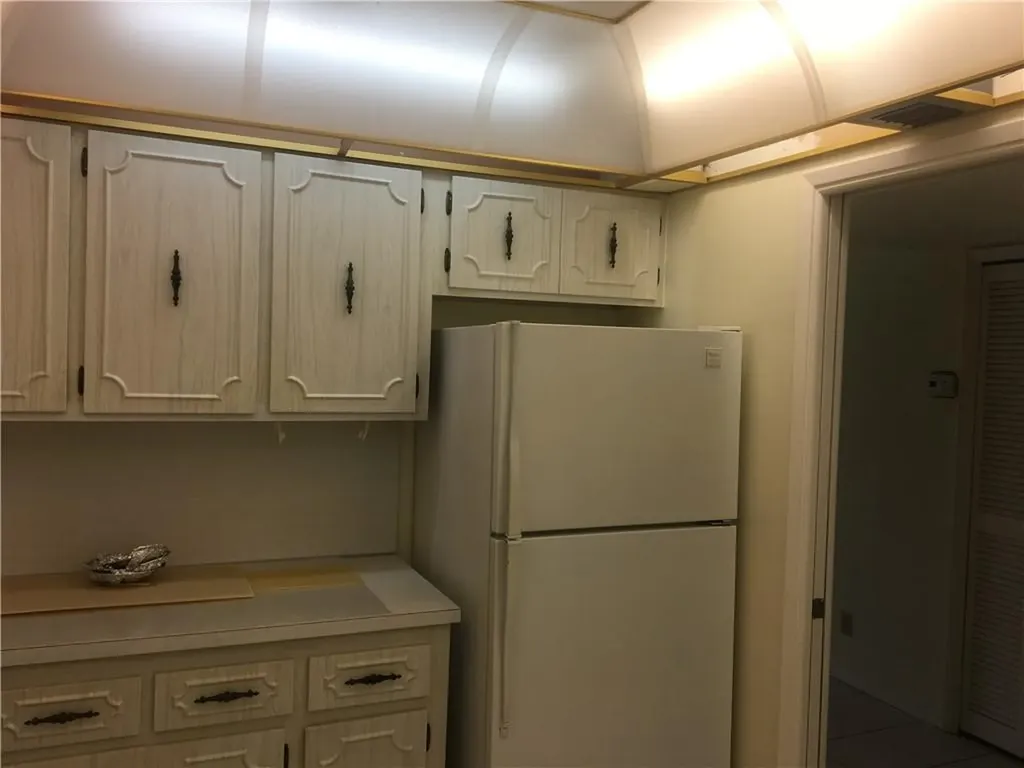 2851 S Palm Aire Drive Pompano Beach FL 33069