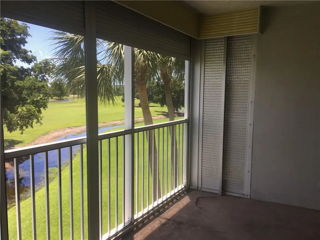 2851 S Palm Aire Drive Pompano Beach FL 33069
