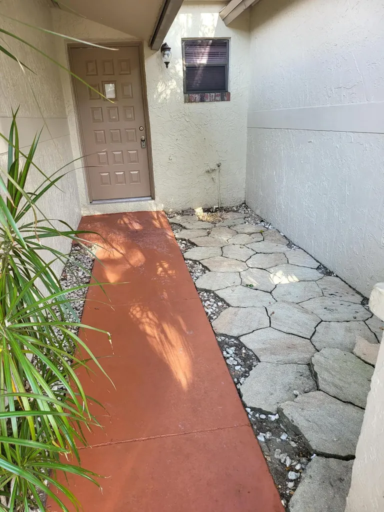 23312 SW 53rd Avenue Boca Raton FL 33433