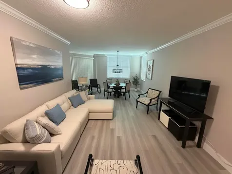 804 E Windward Way Lantana FL 33462