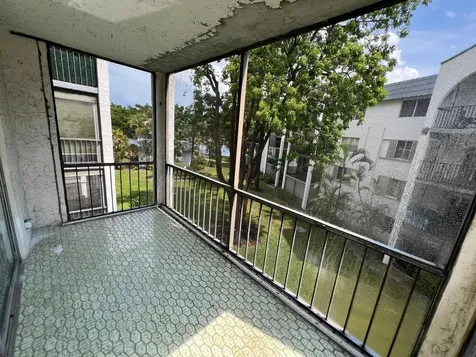 3360 Spanish Moss Terrace Lauderhill FL 33319