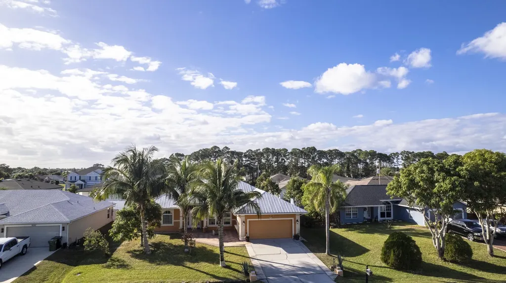 4074 SW Kallen Street Port St Lucie FL 34953