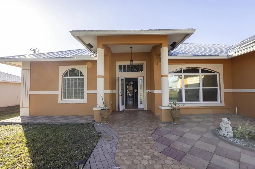 4074 SW Kallen Street Port St Lucie FL 34953