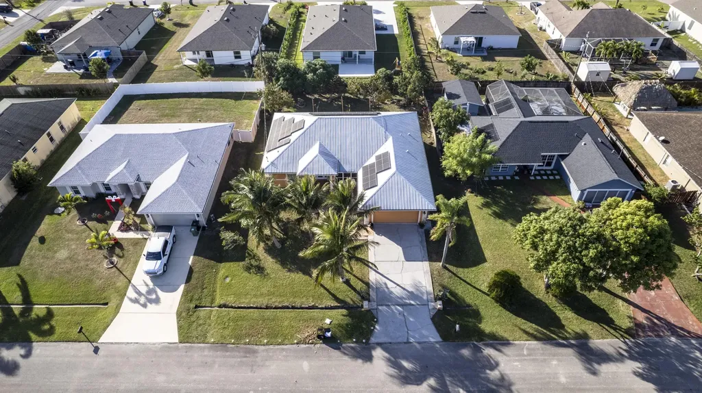 4074 SW Kallen Street Port St Lucie FL 34953