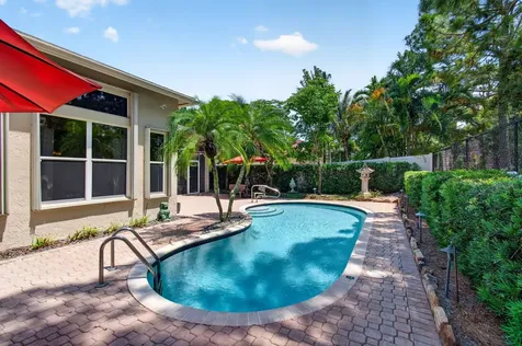 68 Lake Eden Drive Boynton Beach FL 33435