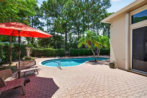 68 Lake Eden Drive Boynton Beach FL 33435