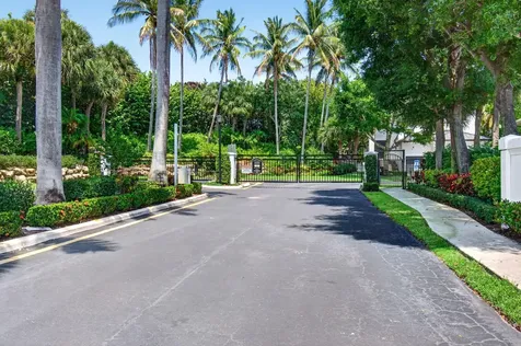 68 Lake Eden Drive Boynton Beach FL 33435