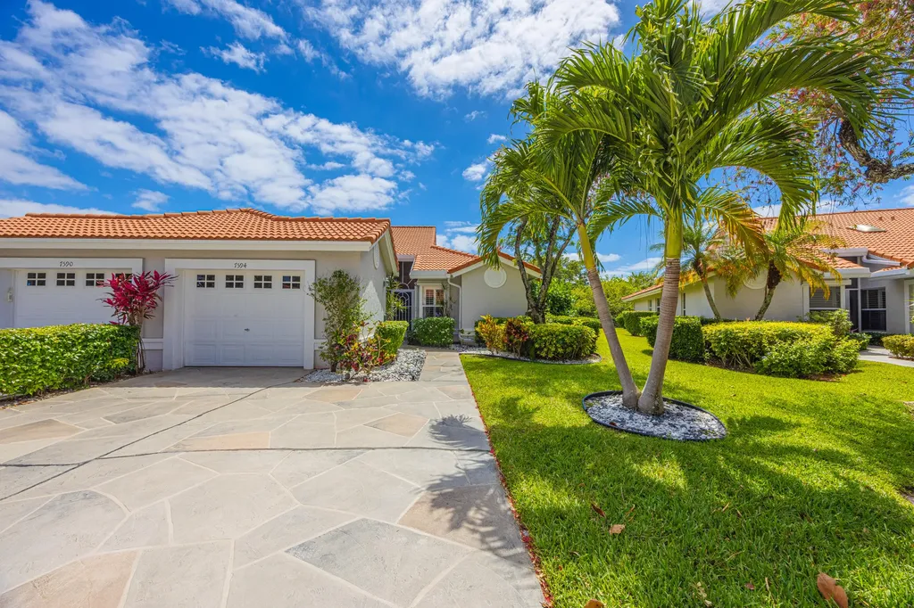 7594 Seafoam Court Boynton Beach FL 33437