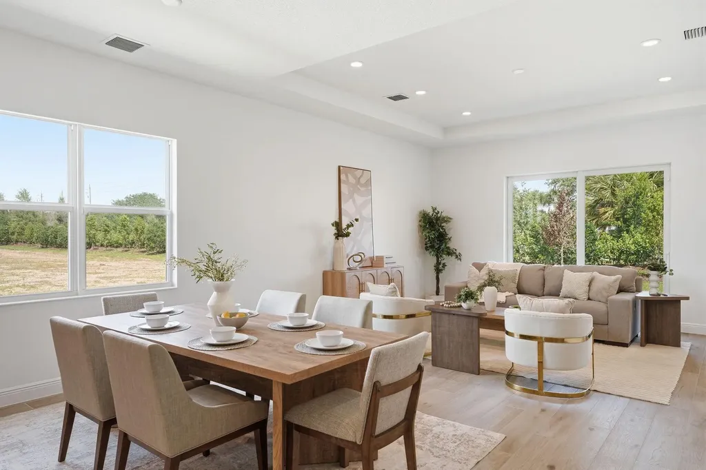 6783 68th Square Vero Beach FL 32967