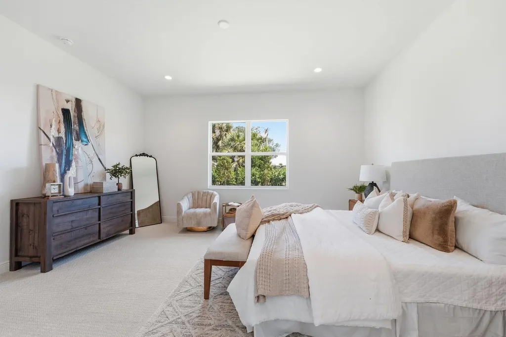 6783 68th Square Vero Beach FL 32967