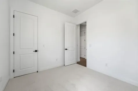 6783 68th Square Vero Beach FL 32967