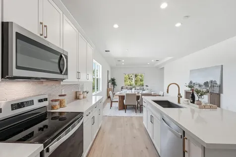 6783 68th Square Vero Beach FL 32967