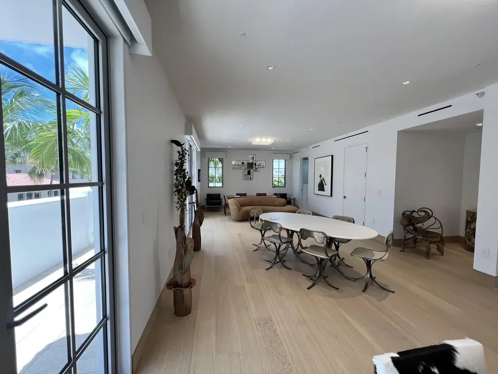 247 Worth Avenue Palm Beach FL 33480