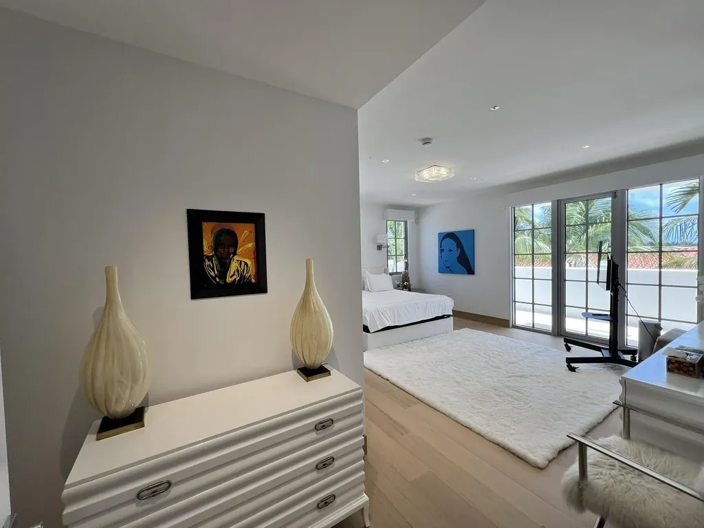 247 Worth Avenue Palm Beach FL 33480