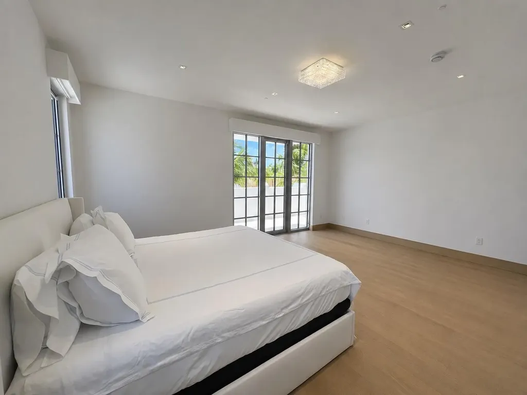 247 Worth Avenue Palm Beach FL 33480