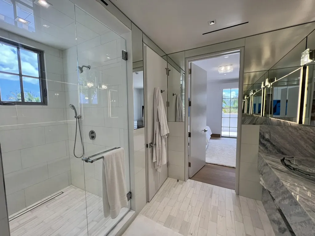247 Worth Avenue Palm Beach FL 33480