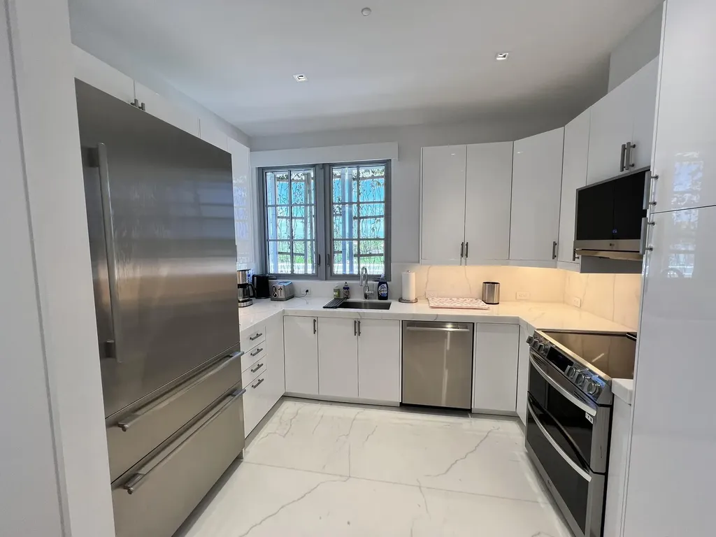 247 Worth Avenue Palm Beach FL 33480