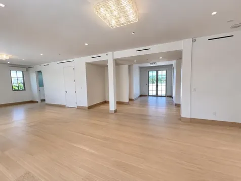 247 Worth Avenue Palm Beach FL 33480