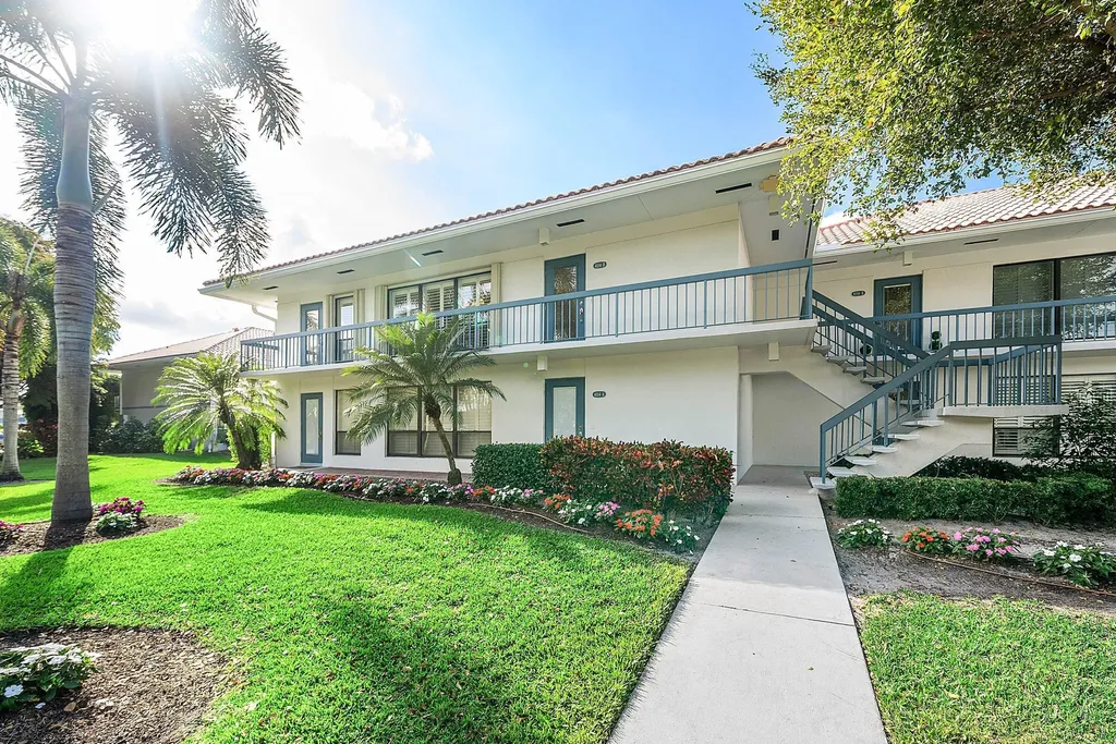 4114 B Quail Ridge Drive N Boynton Beach FL 33436