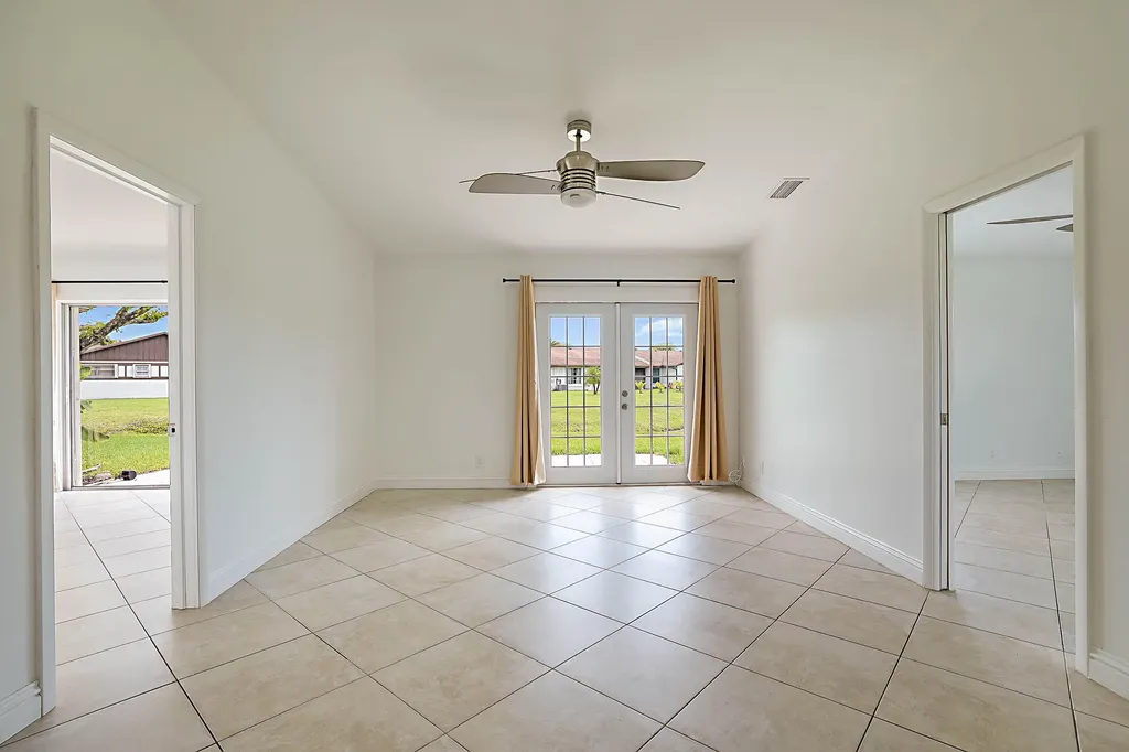 5241 Breadfruit Circle Delray Beach FL 33484