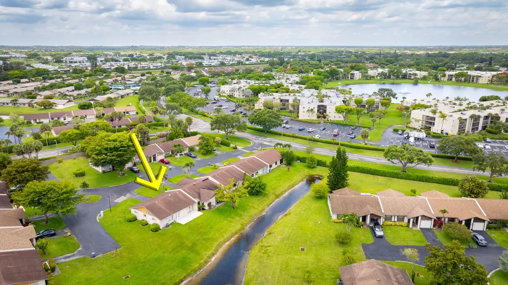 5241 Breadfruit Circle Delray Beach FL 33484