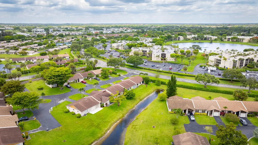 5241 Breadfruit Circle Delray Beach FL 33484