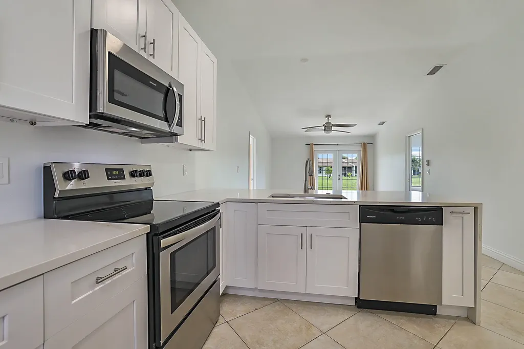 5241 Breadfruit Circle Delray Beach FL 33484