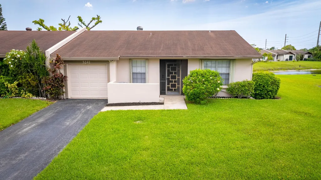 5241 Breadfruit Circle Delray Beach FL 33484