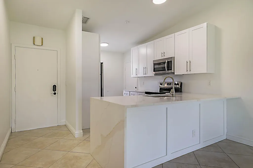 5241 Breadfruit Circle Delray Beach FL 33484