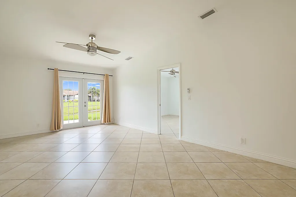5241 Breadfruit Circle Delray Beach FL 33484