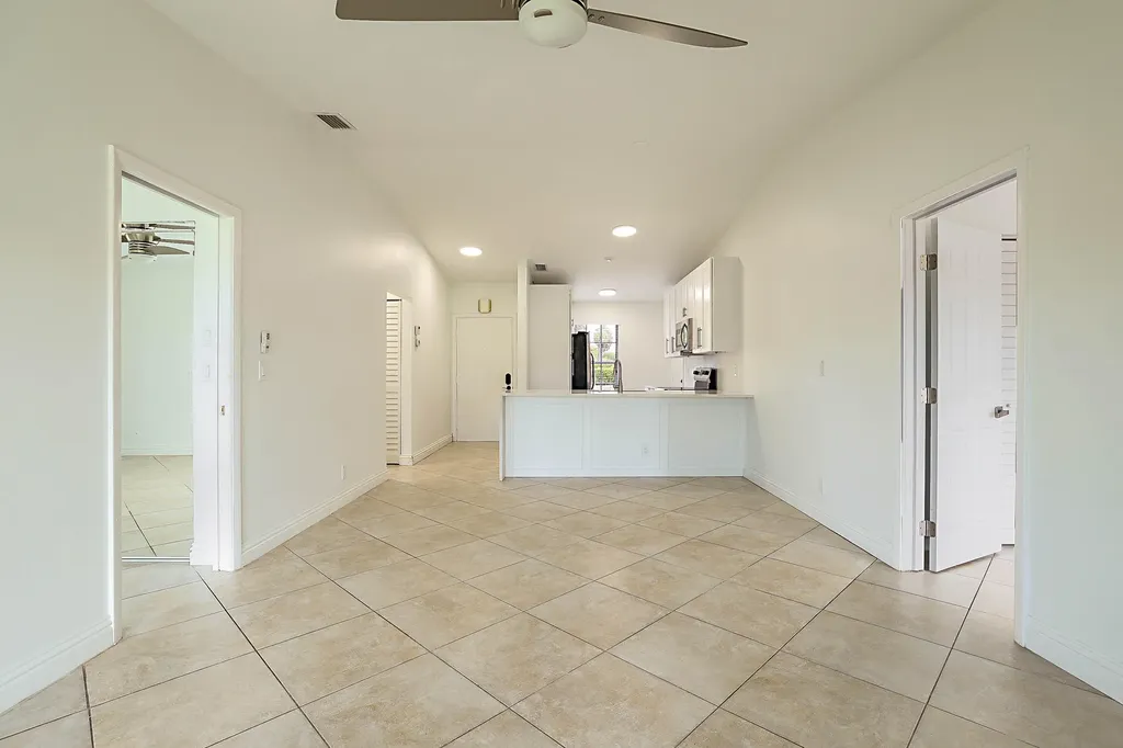 5241 Breadfruit Circle Delray Beach FL 33484