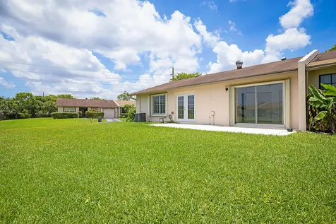 5241 Breadfruit Circle Delray Beach FL 33484