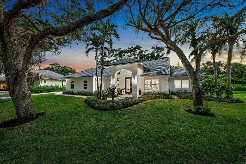 Jupiter FL, 9927 SE Canary Palm Way