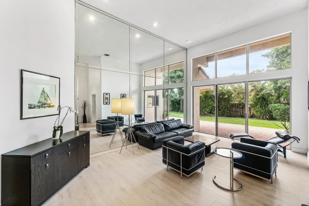 5106 Windsor Parke Drive Boca Raton FL 33496
