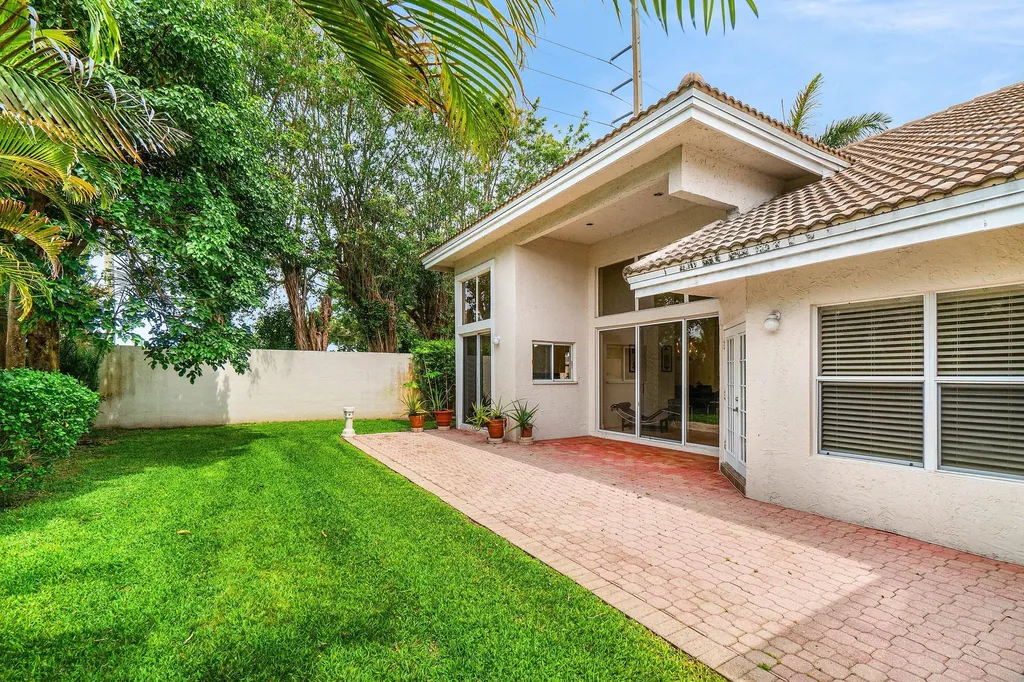 5106 Windsor Parke Drive Boca Raton FL 33496