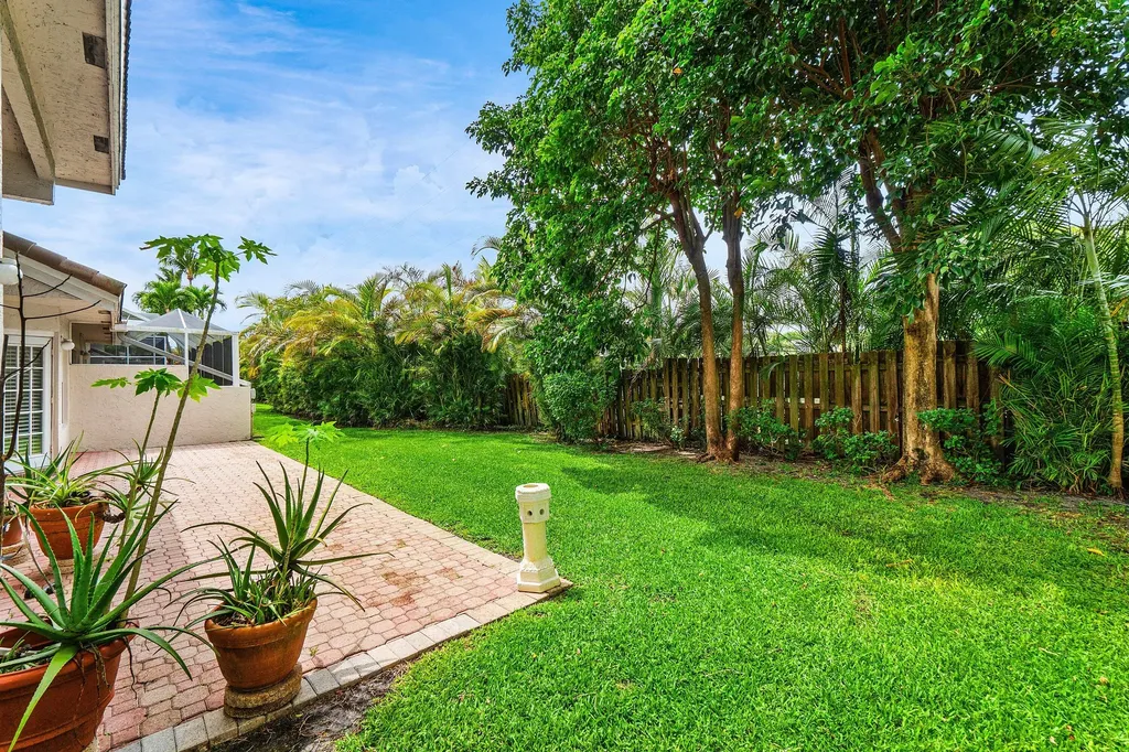 5106 Windsor Parke Drive Boca Raton FL 33496