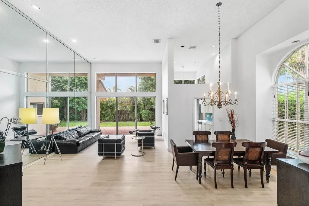 5106 Windsor Parke Drive Boca Raton FL 33496